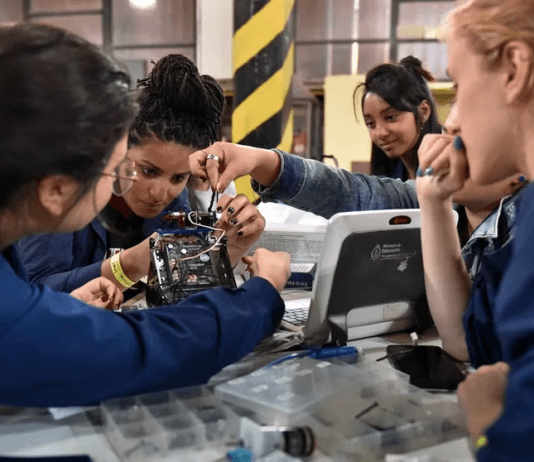 Escuelas abiertas y alfabetización en primer grado: las propuestas educativas de Padres Organizados