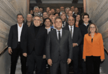 Massa, Máximo Kirchner y un avión repleto de peronistas: “¿No era que estaba solo?”