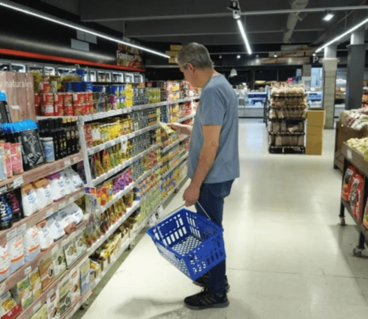 Las ventas siguen en baja: cayeron 5,1% en septiembre y acumulan nueve meses en retroceso