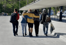 El primer grupo de 244 argentinos evacuados de Israel para escapar del horror de Hamas arribó al país