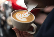 El arte del latte: los secretos de los baristas para dibujar en el café y dónde probar los diseños más creativos