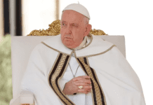 El papa Francisco se mostró abierto a que la Iglesia bendiga a parejas del mismo sexo