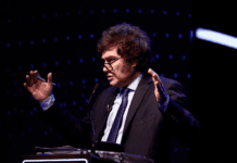 Para el segundo debate, Milei hará equilibrio entre polarizar con Massa y disputarle electorado a Bullrich