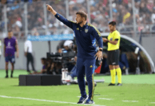 La charla contundente de Juan Román Riquelme al plantel de Boca antes de la renuncia de Jorge Almirón