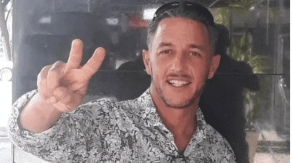 El juez Ariel Lijo ordenó detener al hombre que le tiró una botella de vidrio a Javier Milei