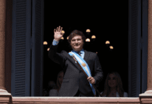 Milei reflota su perfil de “outsider” y su discurso anticasta para enfrentar las trabas a sus primeras medidas