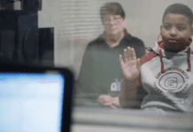 Un niño de 11 años con sordera congénita escuchó por primera vez con un tratamiento de terapia génica