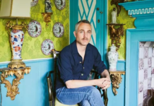 El artista Pablo Bronstein saca a subasta su colección de objetos únicos