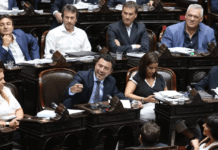 La UCR presiona a Martín Menem para que designe la comisión bicameral para tratar el mega DNU de Milei