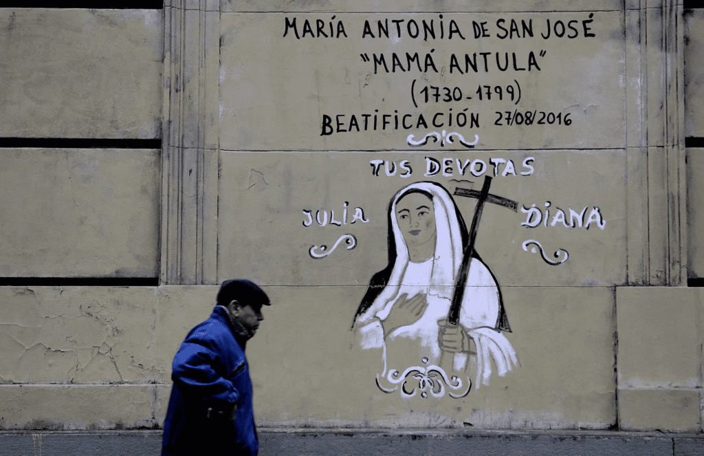 Los milagros de Mama Antula, la primera santa de la Argentina