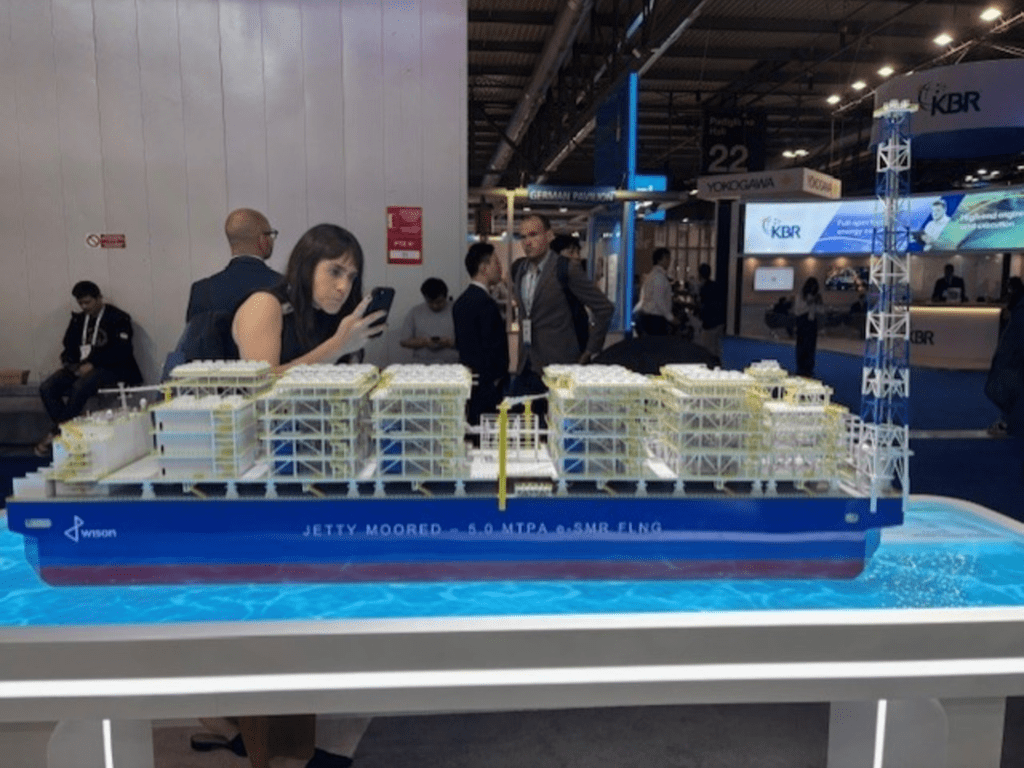 Fábricas Flotantes: Innovación y Futuro del Gas de Vaca Muerta