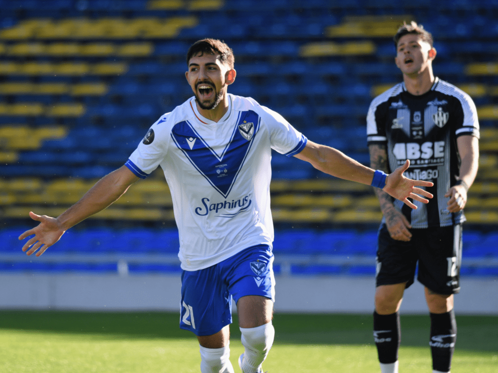 Jano Gordon: De la Promesa Incierta a Pilar de Vélez Sarsfield