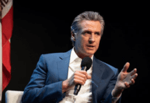 La Voz Enigmática de Gavin Newsom Cautiva las Redes Sociales