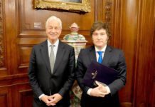 Bancos Celebran Triunfo de Milei y Exigen Reformas Cambiarias Urgentes