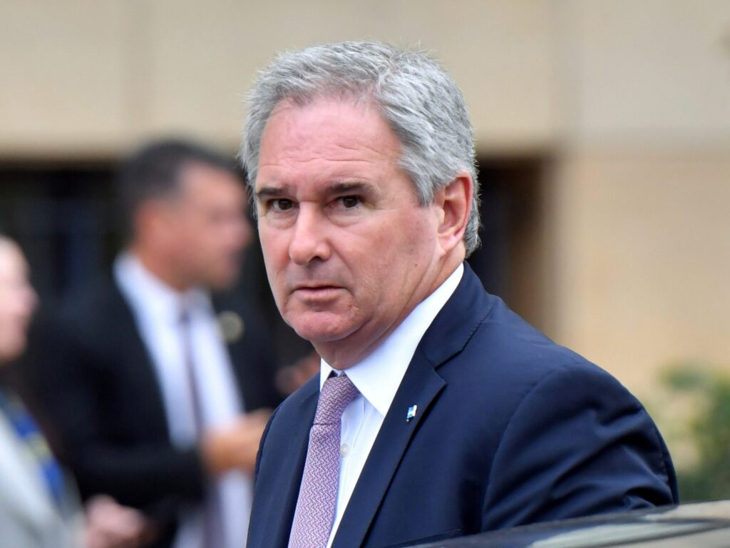 Pablo Quirno Asume como Canciller; El Presidente Pausa Reformas