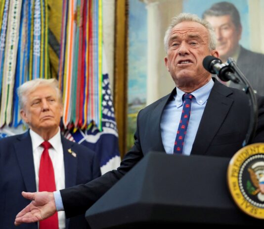 Robert F. Kennedy Jr. desafía a industrias para mejorar salud en EE.UU.
