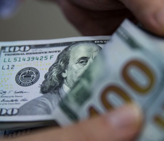 Cotización Dólar Ahorro Hoy: Precio y Evolución al 18 de Noviembre