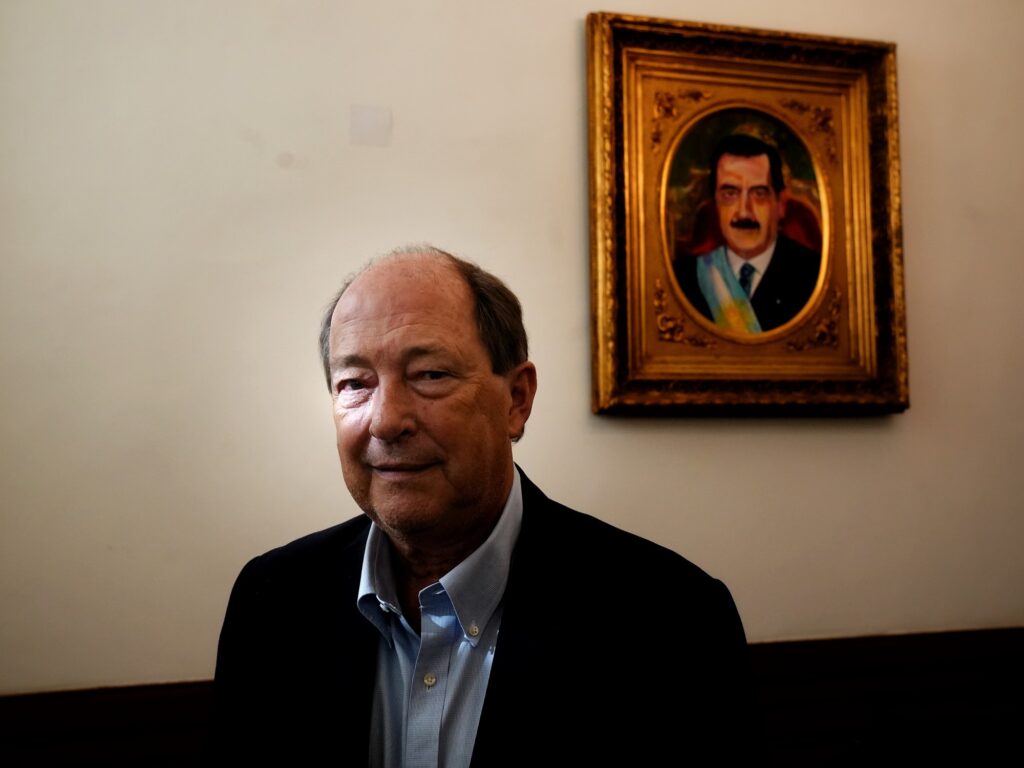 Ernesto Sanz y la UCR: Claves para Reconstruir la Democracia Argentina
