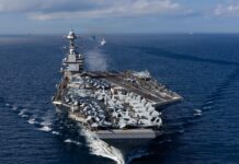 Portaaviones de EE.UU. cerca de Venezuela intensifica tensiones