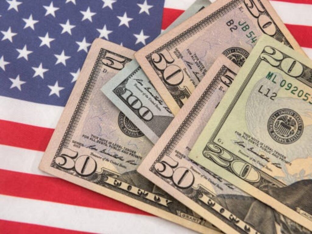 Aumento del Salario Mínimo en Houston Mejorará Calidad de Vida 2026