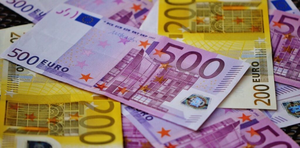 Cotización Euro Oficial y Blue Hoy: Valores del 28 de Diciembre 2023
