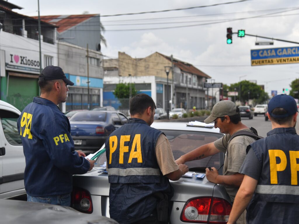Detienen a tres en caso de lavado ligado a «Chiqui» Tapia y Sur Finanzas