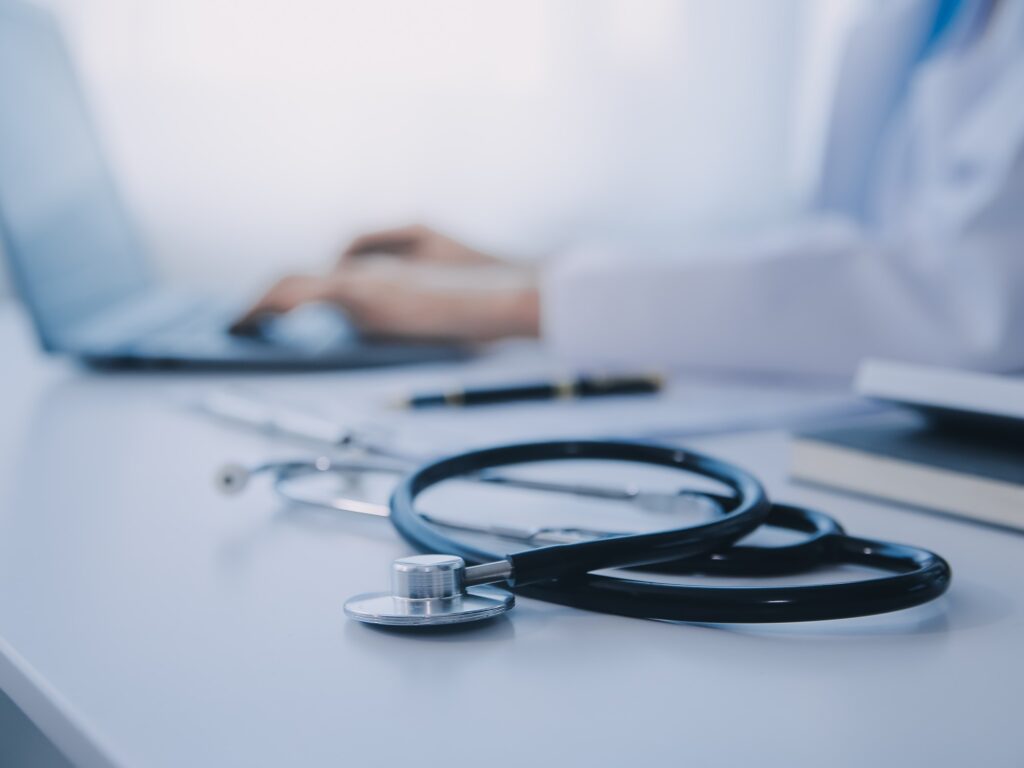 El Gobierno busca evitar crisis en salud con reformas fiscales clave