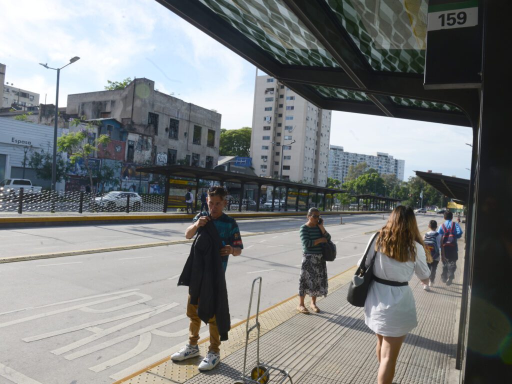 Paro de colectivos en Argentina: Líneas y causas del conflicto salarial