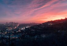 Aumento del Salario Mínimo en Los Ángeles: Impacto en 2026