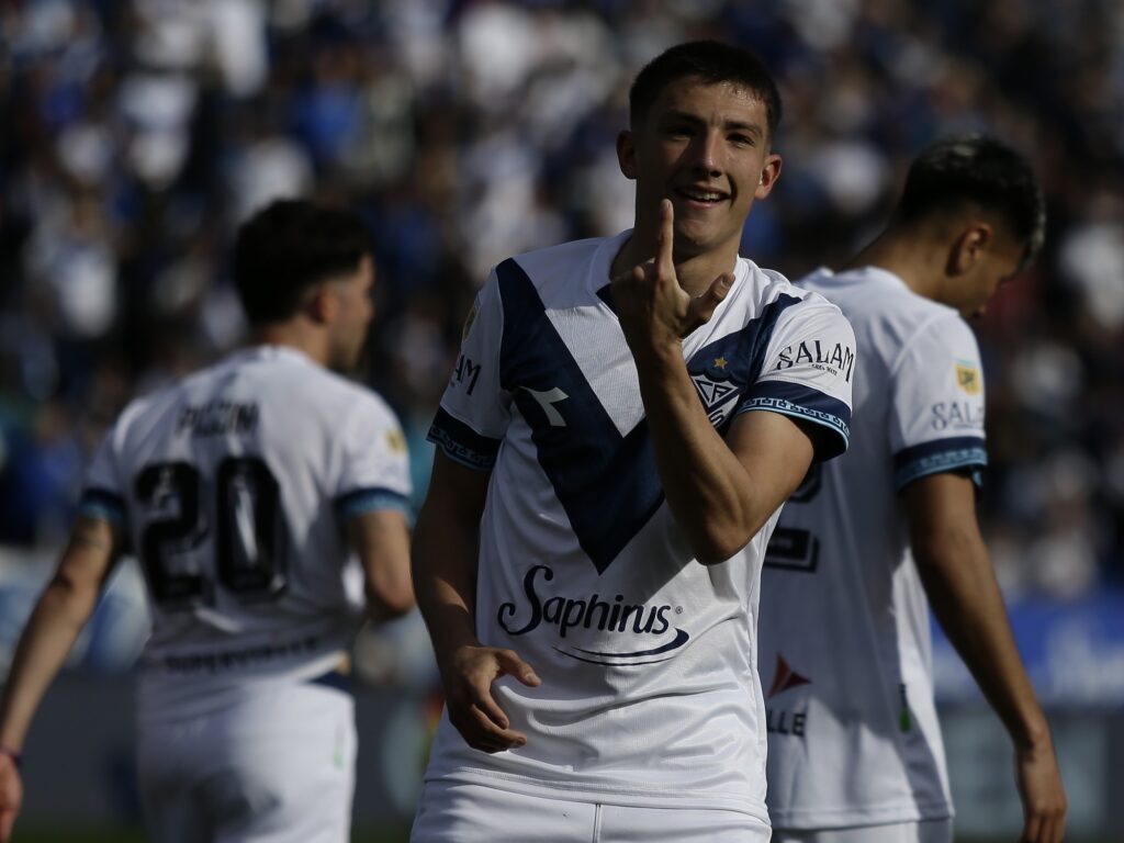 Thiago Fernández Deja Vélez: Rumbo a Villarreal y Críticas a Dirigencia
