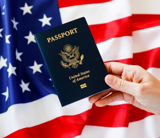 Estados Unidos ajusta normas para renovar pasaportes por edades
