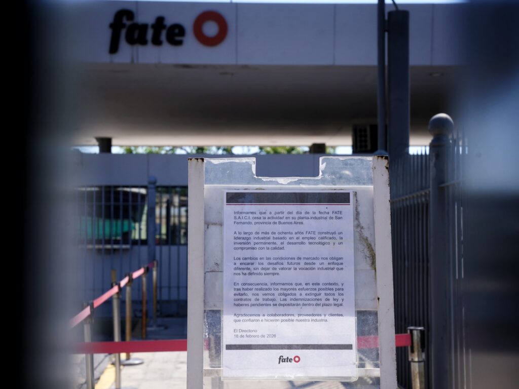 Cierre de Fate: peligros para industrias y miles de empleos en riesgo