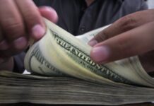 Cotización del Dólar CCL: Evolución y Proyecciones al 28 de Febrero