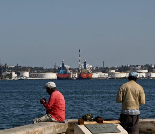Cuba acusa a EE.UU. de infiltración armada tras incidente naval