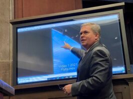 Desafíos OVNI: La Casa Blanca en la Encrucijada del Misterio Espacial