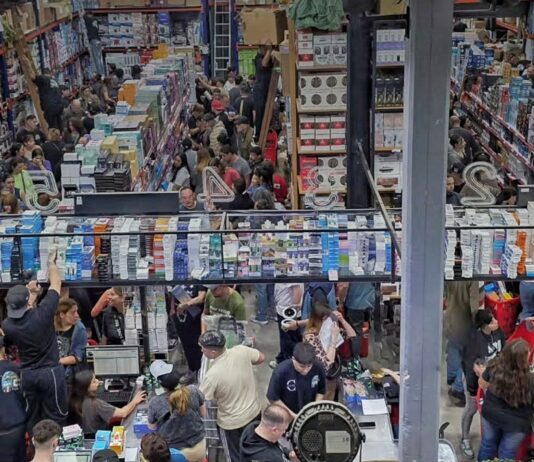 Incautación en Outlet Chino: Kiranimport Investiga Mercadería Ilegal