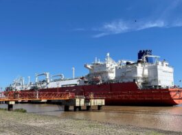 Privatización de Importaciones de GNL: Impacto en Tarifas y Riesgos