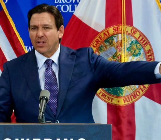 Ron DeSantis Protege Zonas Rurales de Florida del Desarrollo Urbano