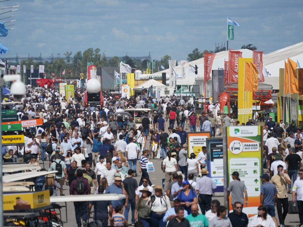 Expoagro 2023: Éxito Mundial con 250,000 Asistentes y Ventas Récord