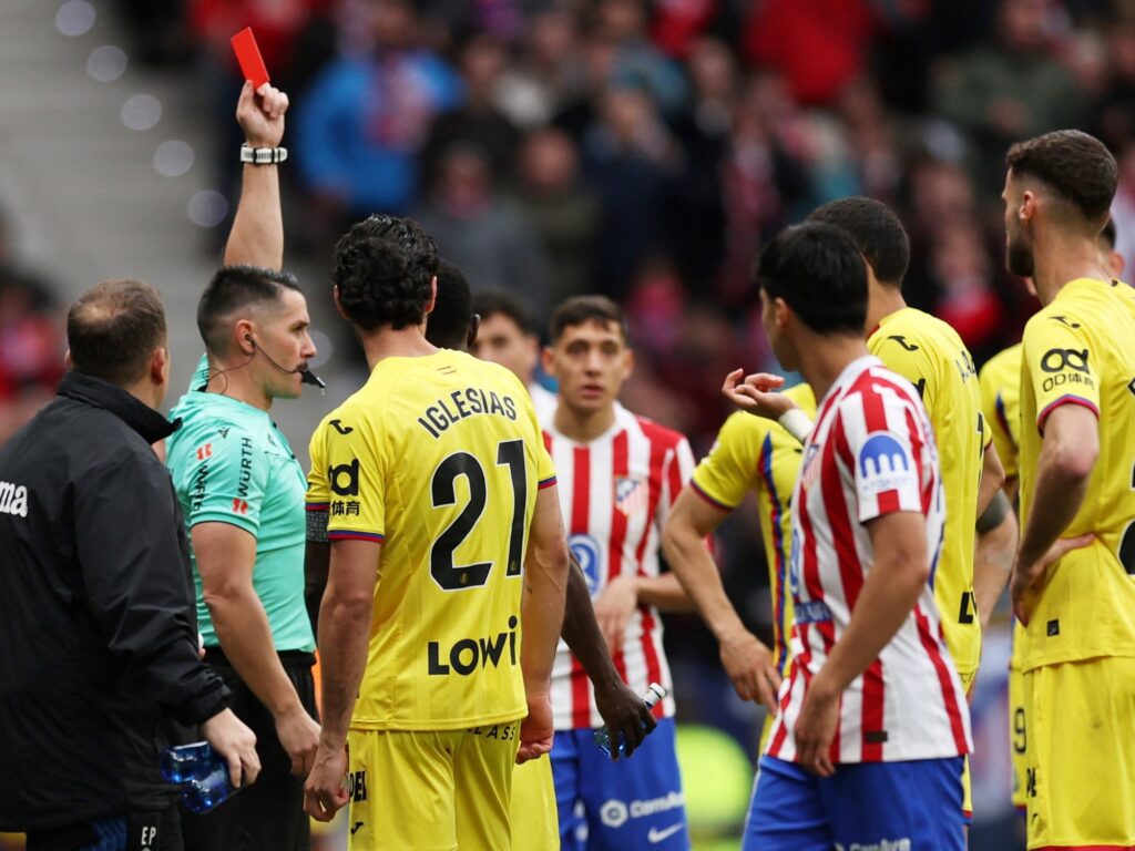 Expulsión de Abqar sacude a Atlético de Madrid vs Getafe
