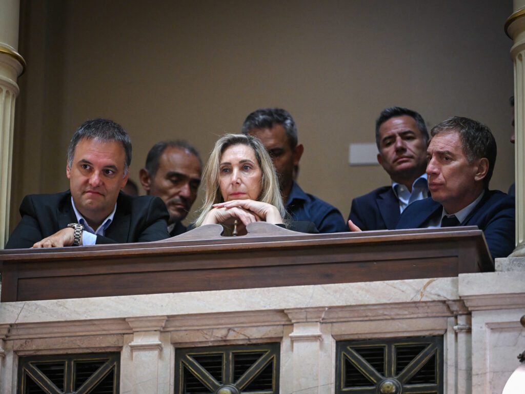 Karina vs Caputo: Lucha por Control de SIDE, ARCA y Poder Político