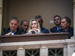 Karina vs Caputo: Lucha por Control de SIDE, ARCA y Poder Político