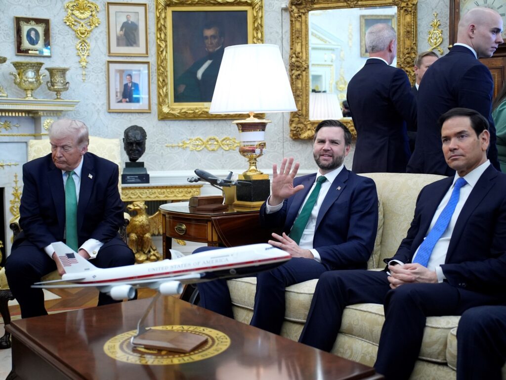 Marco Rubio pide cambios urgentes y nuevo liderazgo en Cuba