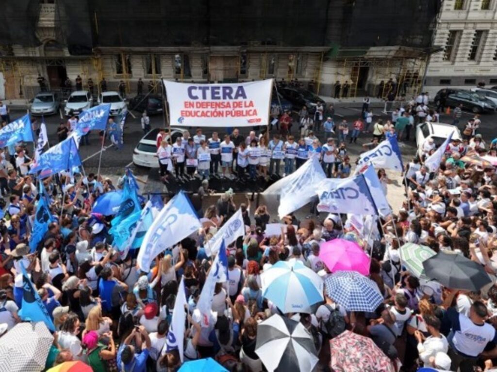 Política