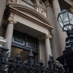 Consultoras Predicen Inflación y Desafíos Económicos para 2025