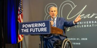 Greg Abbott Impulsa Capacitación para Industria Automotriz en Texas