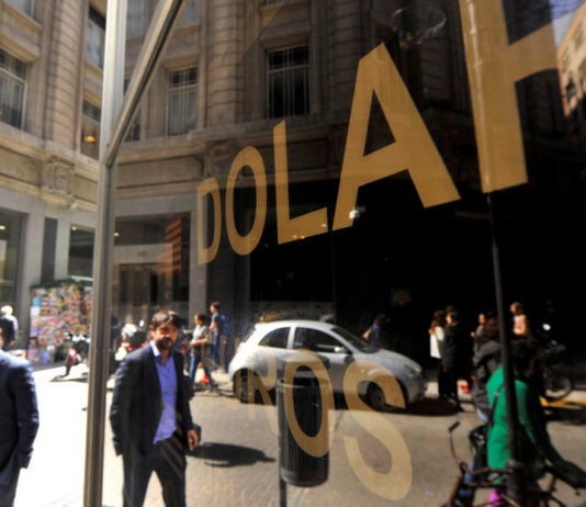 Valor del dólar tarjeta hoy en Argentina: martes 28 de abril 2023