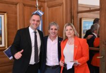 Manuel Adorni paga US$15.400 en efectivo por alquiler en Indio Cuá