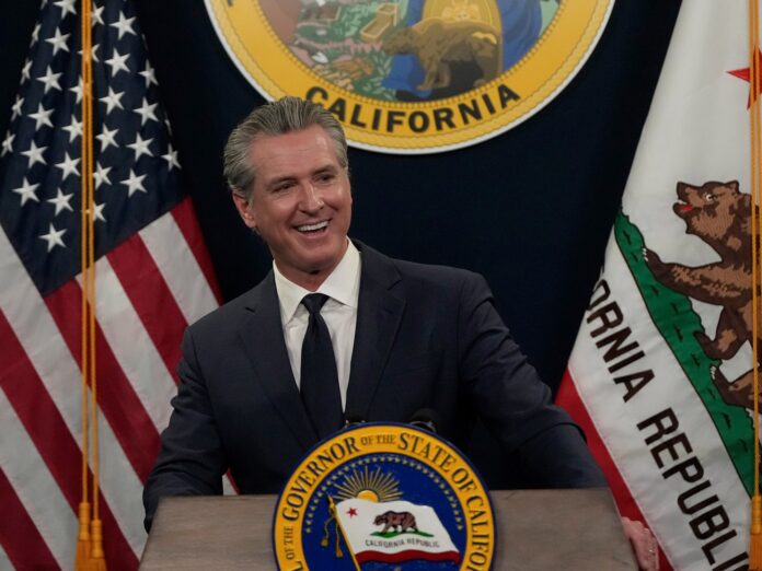 reduc-imp-peq-emp-california-newsom.jpg