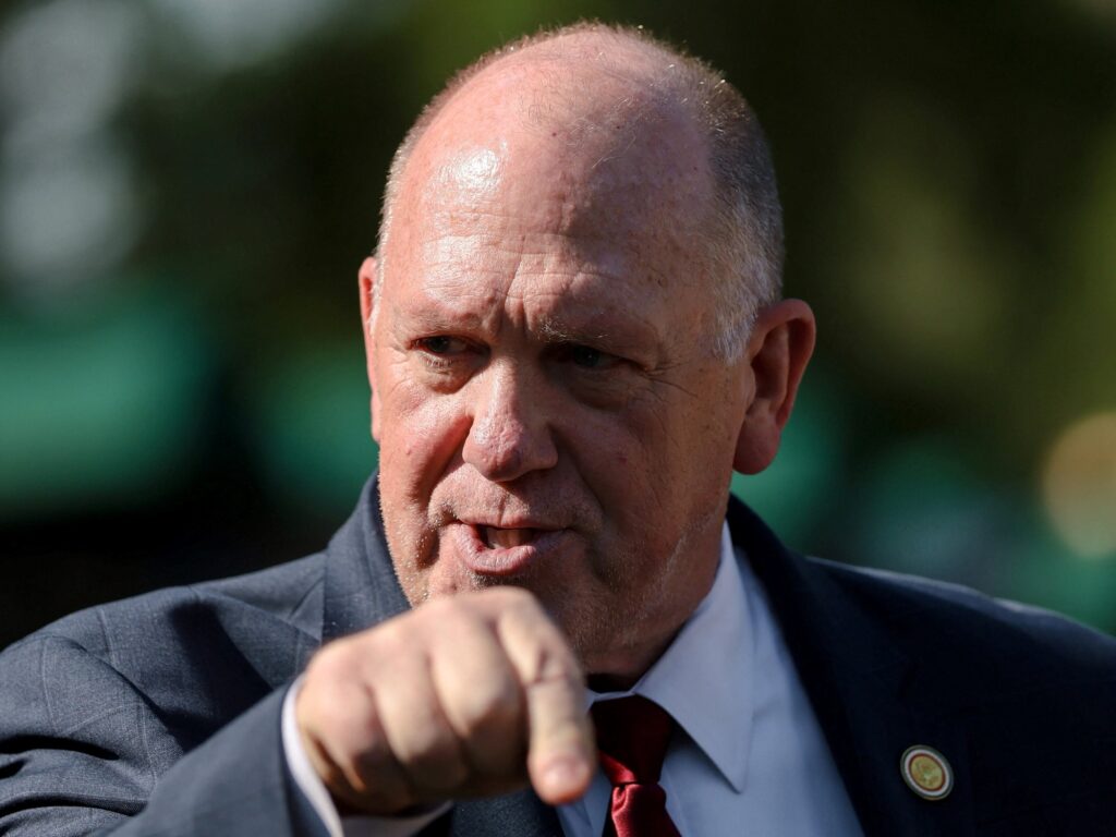 Tom Homan prevé aumento en deportaciones con políticas de Trump